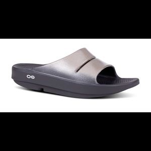 OOFOS Ooahh Luxe Slide Sandal- Latte Sz 8